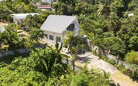Ocean Bird & Wanita'S Self Catering